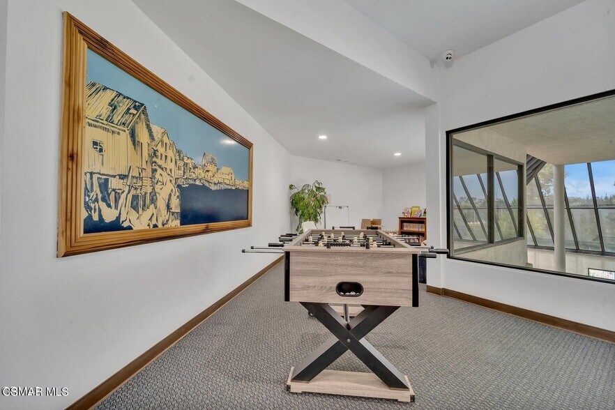 Building Photo - 416 Shoreview Dr