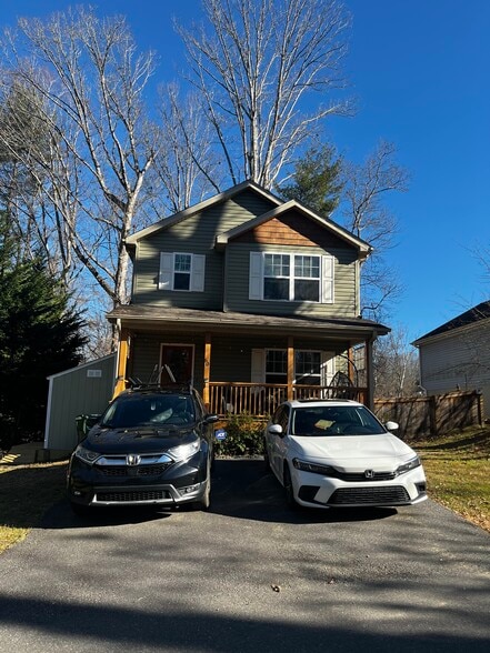 Building Photo - 60 Marietta St