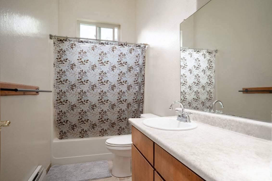 Building Photo - 200 Carroll St