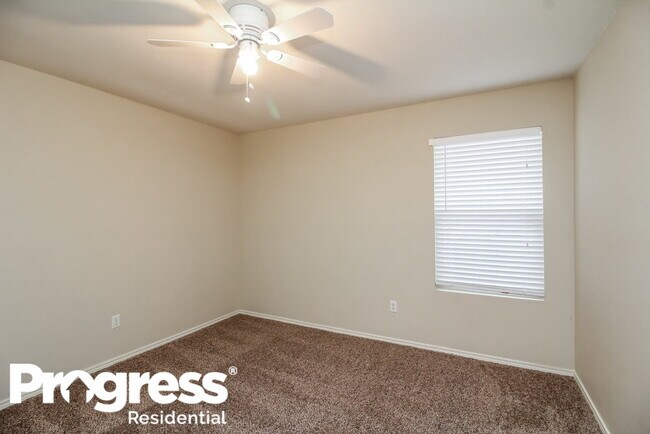 Building Photo - 1515 W Coral Reef Ln