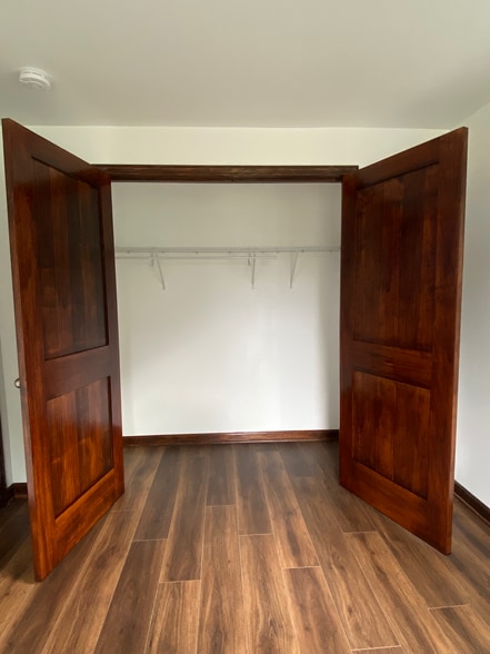 Closet - 284 Berkeley Rd
