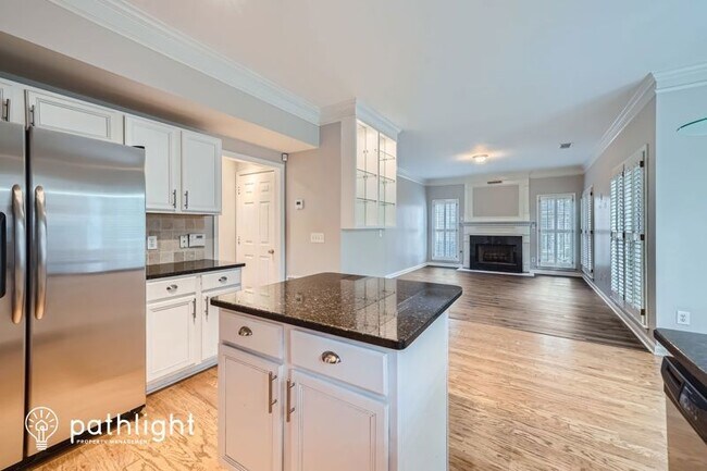 Building Photo - 3341 Rose Ridge