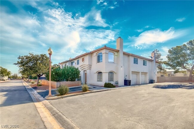 Building Photo - 224 Star Cluster Cir