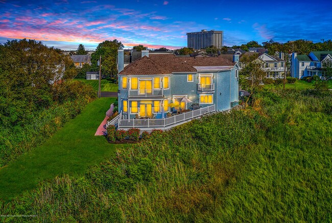 Building Photo - 30 Columbus Dr