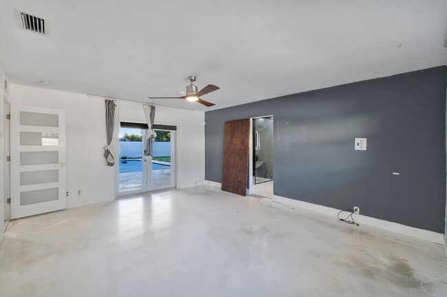 Building Photo - Stunning 3-Bedroom Smart Home with Heated ...