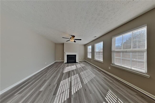 Building Photo - 1273 Royal Ives Ct SE