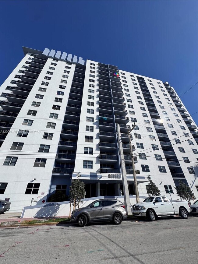 Building Photo - 401 NE 69th St