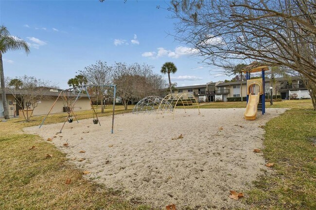 Building Photo - 1695 Lee Rd