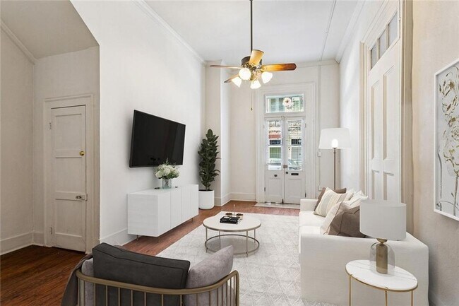 Building Photo - 1116 Royal St