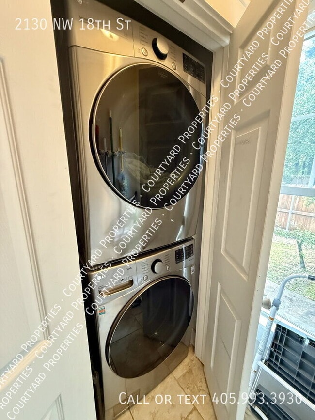 Building Photo - 2130 NW 18th St