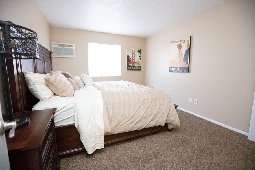 Building Photo - Boulder Creek Apartments