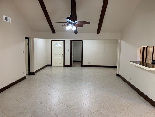 Building Photo - 434 Gentilly Dr