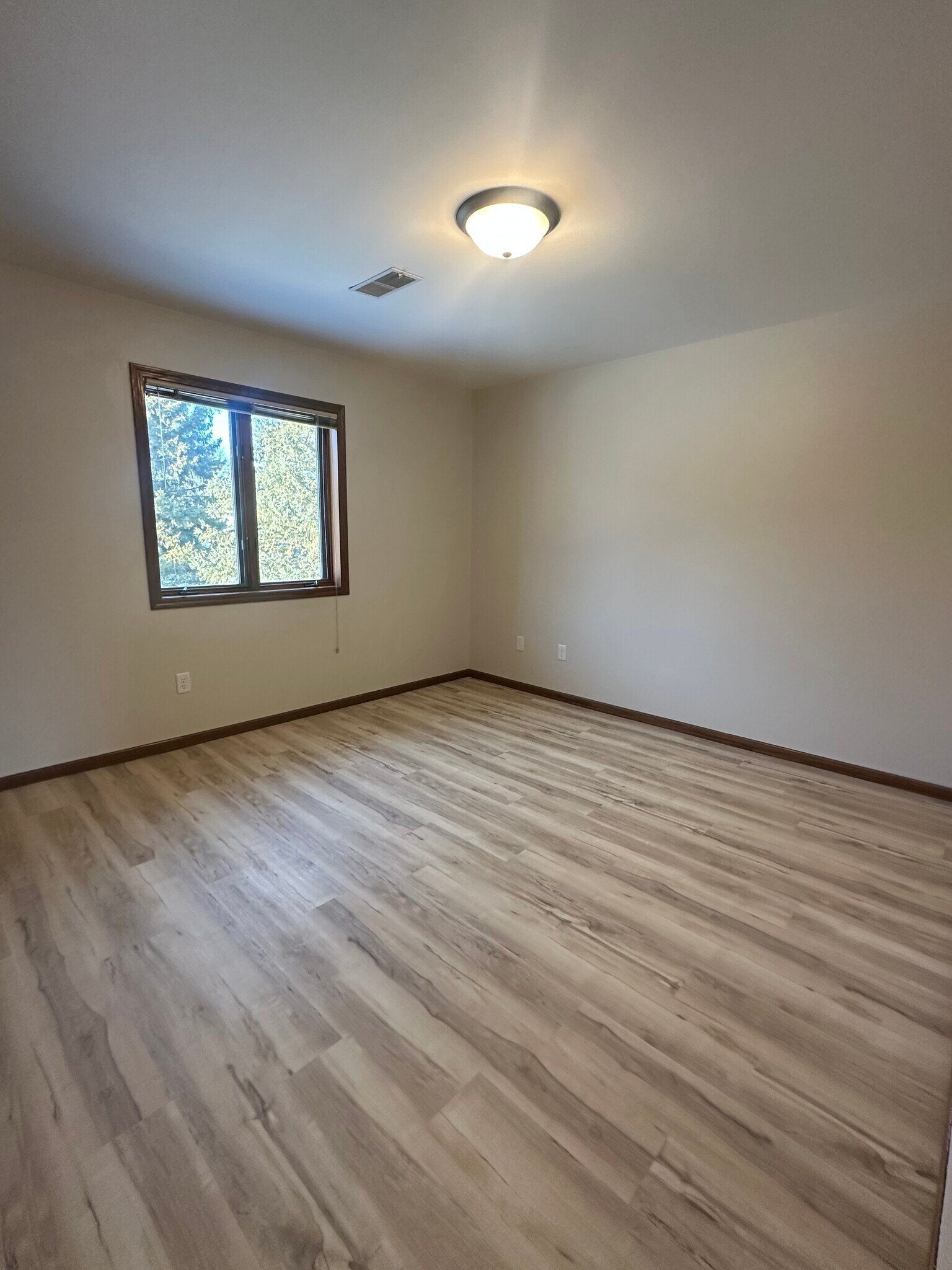 Bedroom 2 - 18 Stonehaven Dr