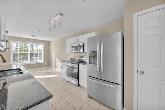 Building Photo - 722 Marsh Harbor Dr