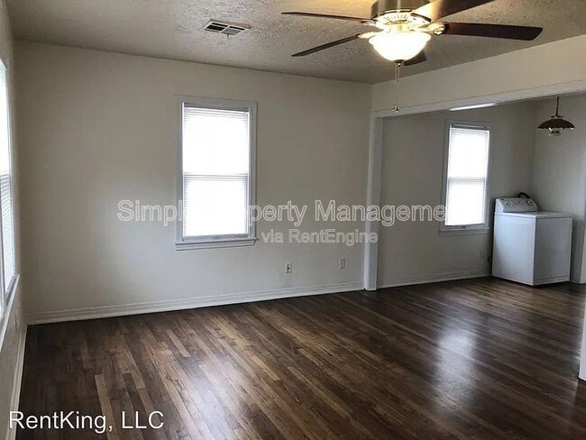 Building Photo - 509 W Tonhawa St