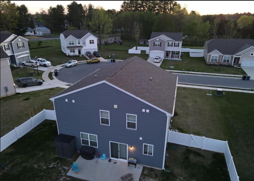 Building Photo - 55 Pinyon Ct