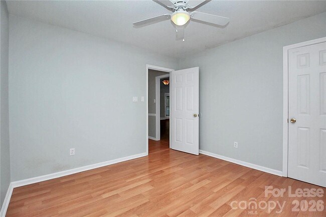 Building Photo - 11718 Fernhurst Ln