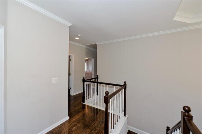 Building Photo - 310 Windsor Gate Cove NE