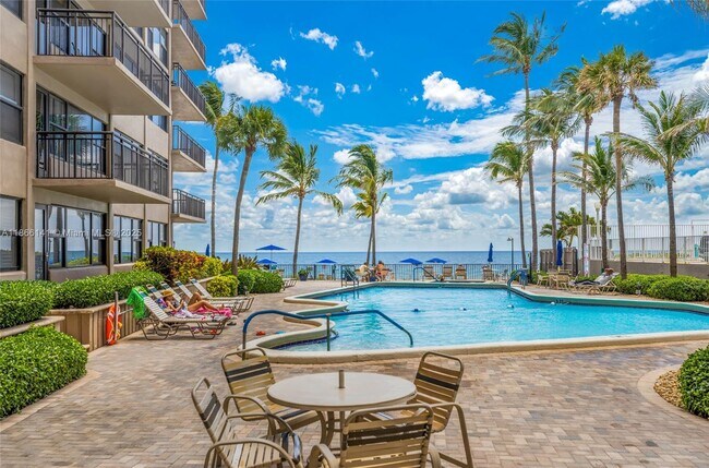 Building Photo - 3800 Galt Ocean Dr