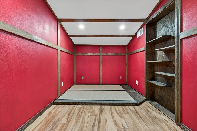 Building Photo - 4608 Nett St