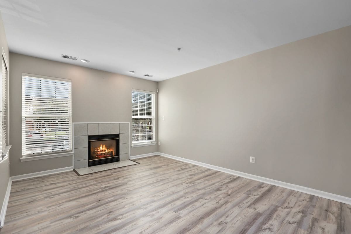 Building Photo - 25340 Lake Mist Square