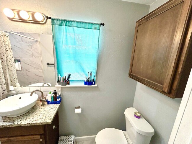 Building Photo - *COMING SOON* *MOVE IN SPECIAL* Spacious 3BR with Office & Large Fenced Backyard!
