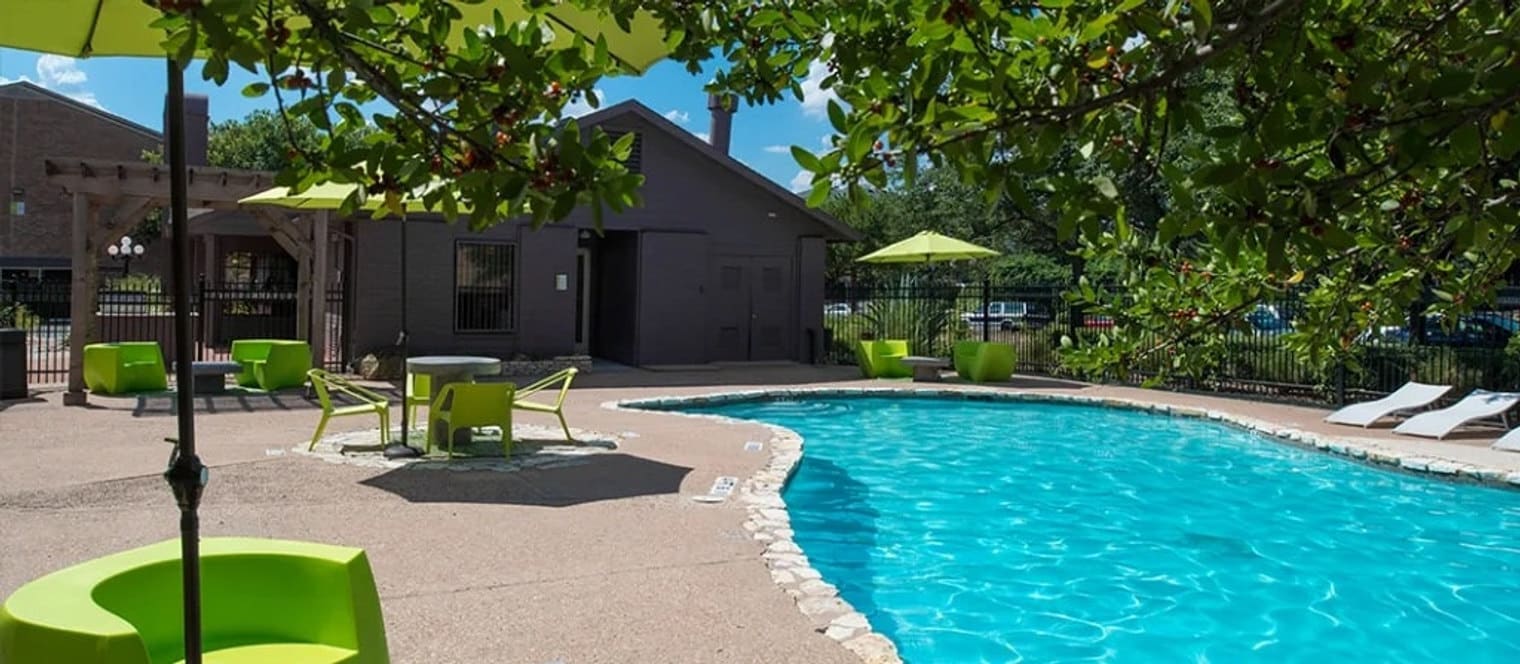 Building Photo - 1071 Clayton Ln