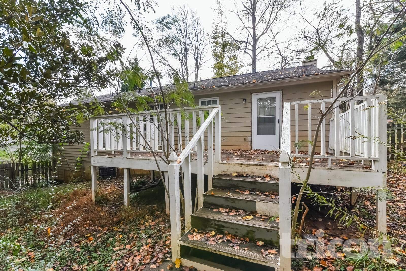 Building Photo - 230 Parkway Ct