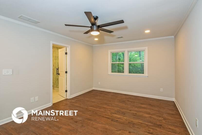 Building Photo - 420 W Spalding Dr