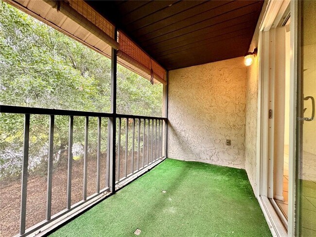 Building Photo - 9903 Turf Way