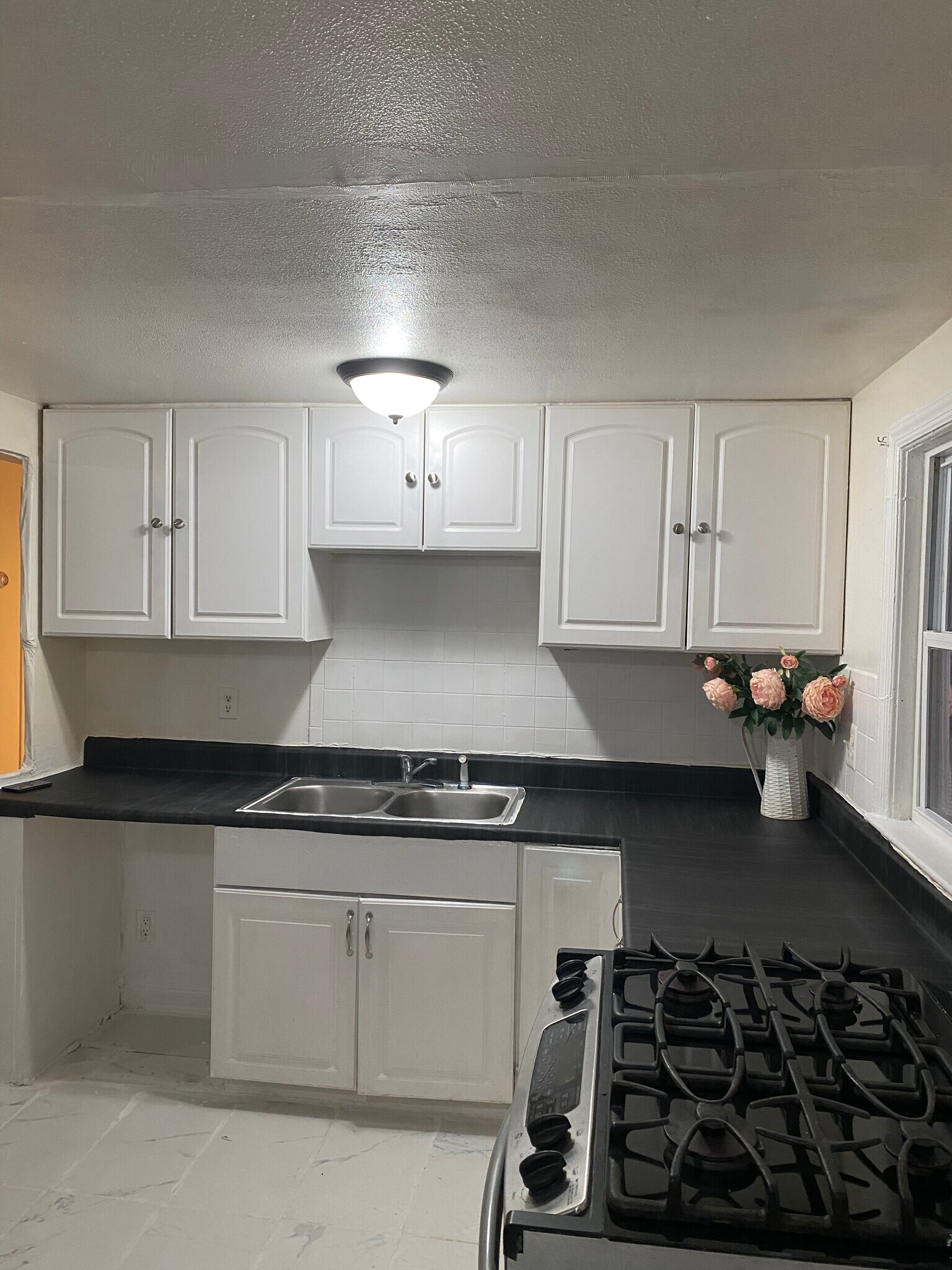 Building Photo - 4095 Washington St