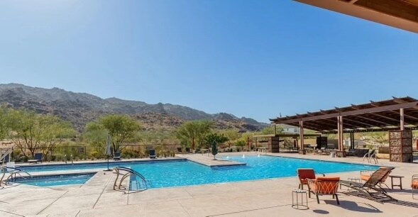 Additional Pool/Jacuzzi Photo - 835 E Hopi Trl