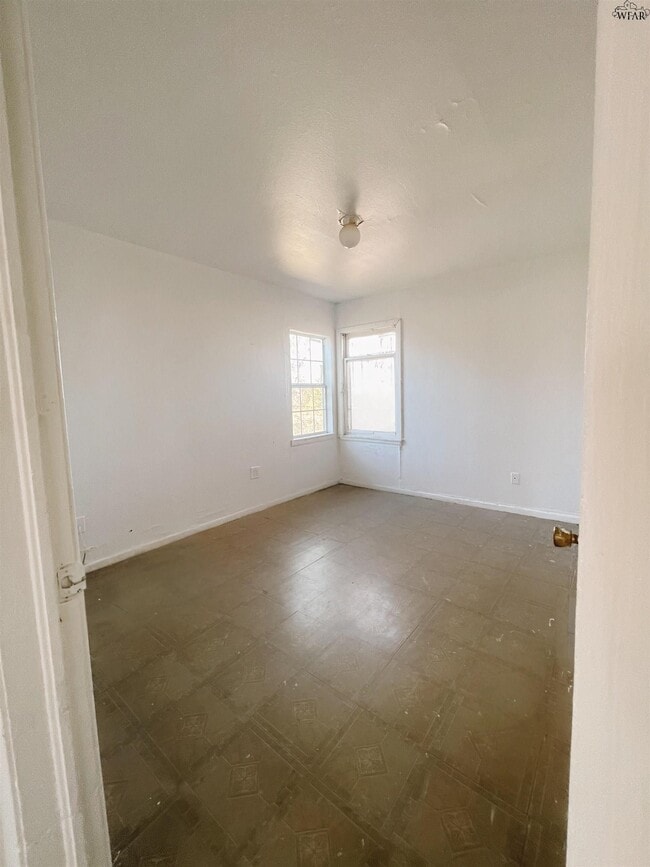 Building Photo - 1505 Smith St