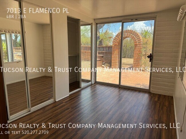 Building Photo - 7013 Flamenco Pl