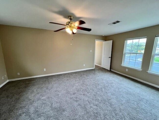 Building Photo - Beautiful remodel in Village at Anderson M...