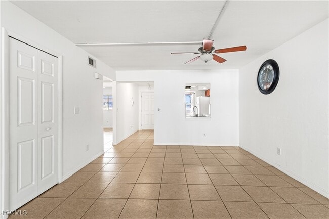 Building Photo - 1429 Cape Coral Pkwy W