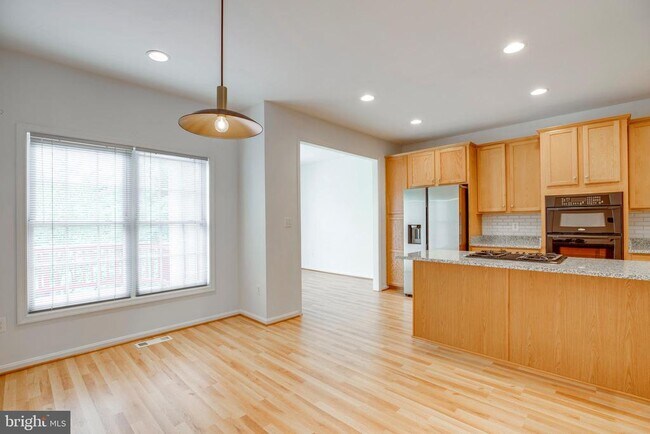 Building Photo - 5214 Prairie Willow Ln