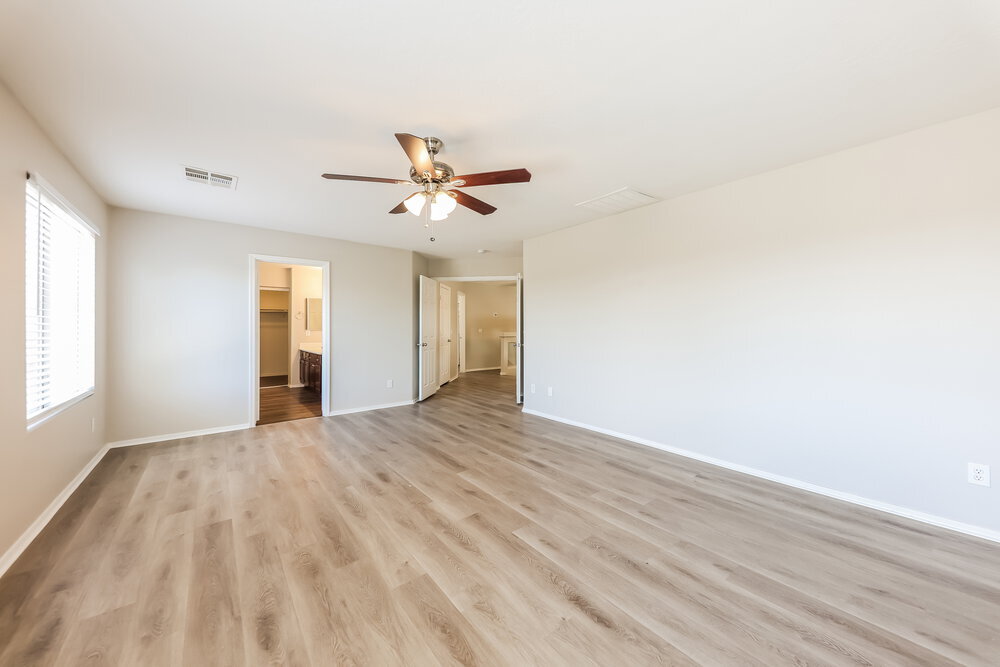 Building Photo - 13836 N 156th Ln