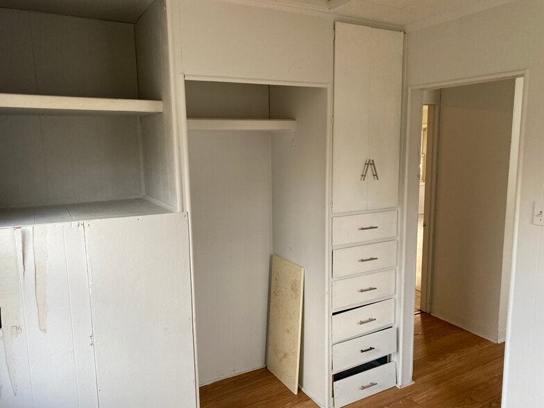 Storage - 1645 Cottage Ave