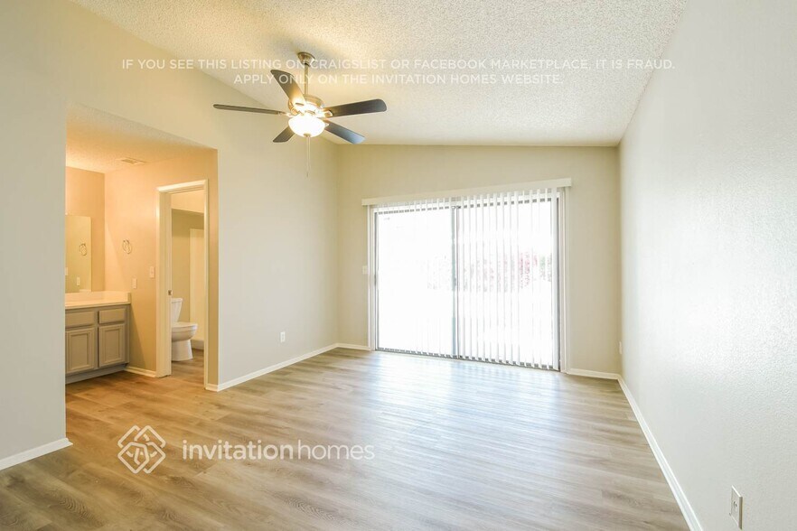 Building Photo - 314 W Kings Ave