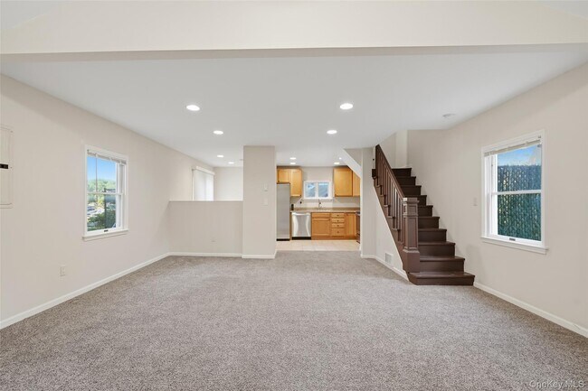 Building Photo - 100 Dunderberg Rd