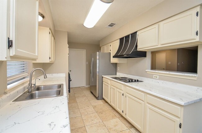 Building Photo - 1246 Summer Park Ln