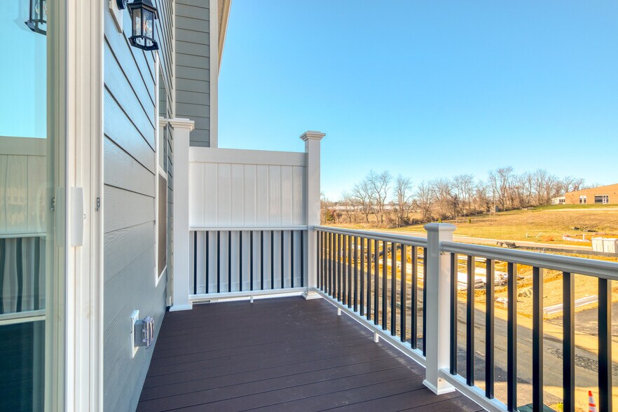 Building Photo - 3026 Deptford St