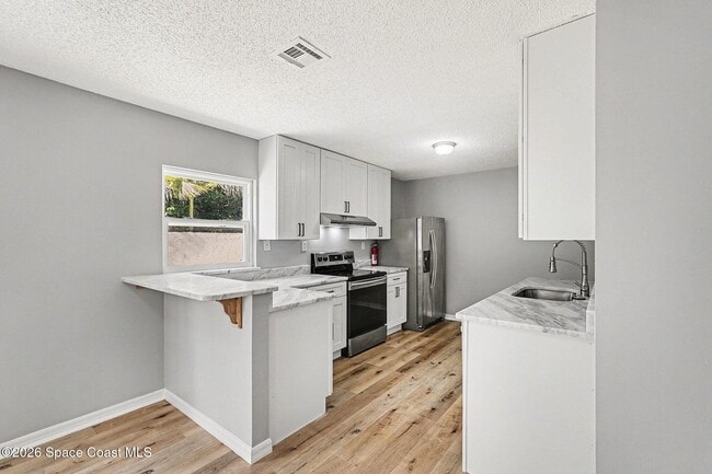 Building Photo - 1280 N Hwy A1A