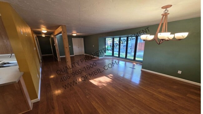 Building Photo - BEAUTIFUL 4 BED 3 BATH HOME FOR RENT