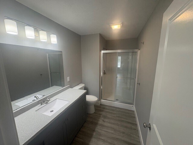 Master Bathroom - 235 W Lester St