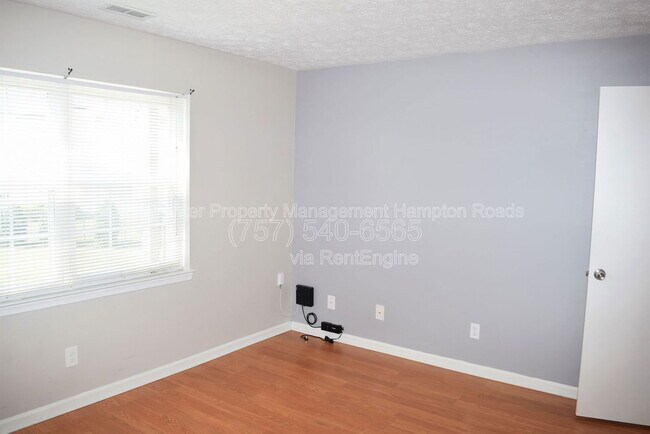 Building Photo - 71 Cape Dorey Dr