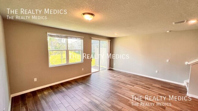 Building Photo - 413 Legacy Lp