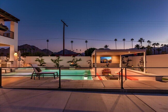 Building Photo - 51116 Avenida Mendoza