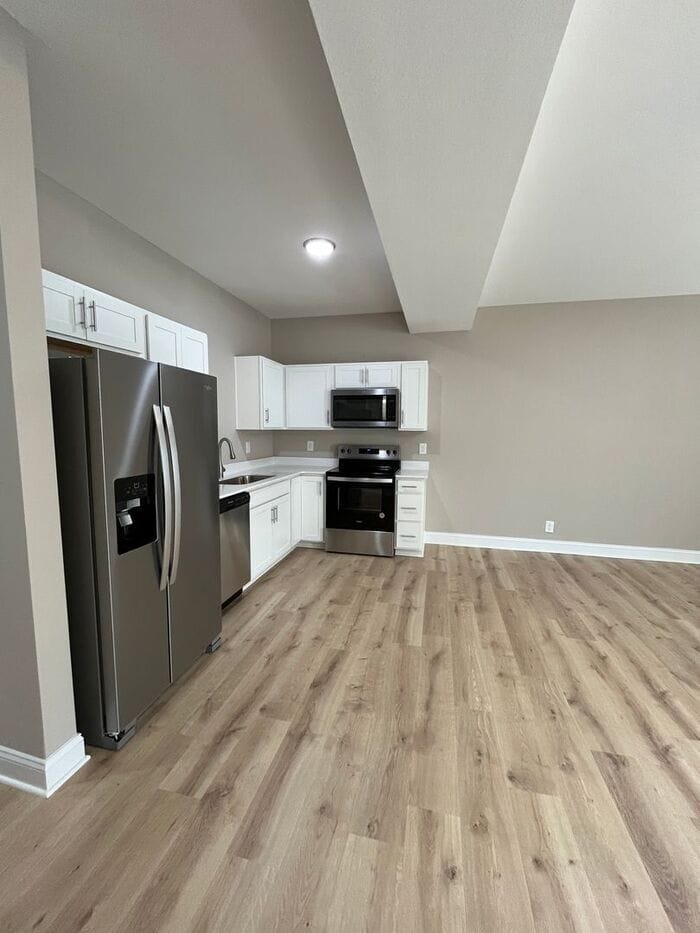 Building Photo - 3385 Polly Dr